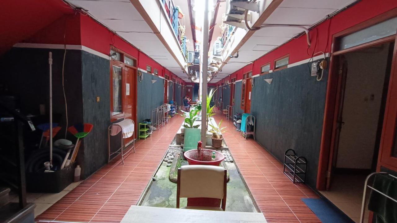 Oyo 91341 D'Phoenix Anggrek Syariah Residence Jakarta Exterior foto