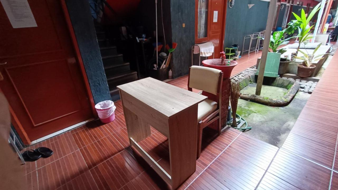 Oyo 91341 D'Phoenix Anggrek Syariah Residence Jakarta Exterior foto